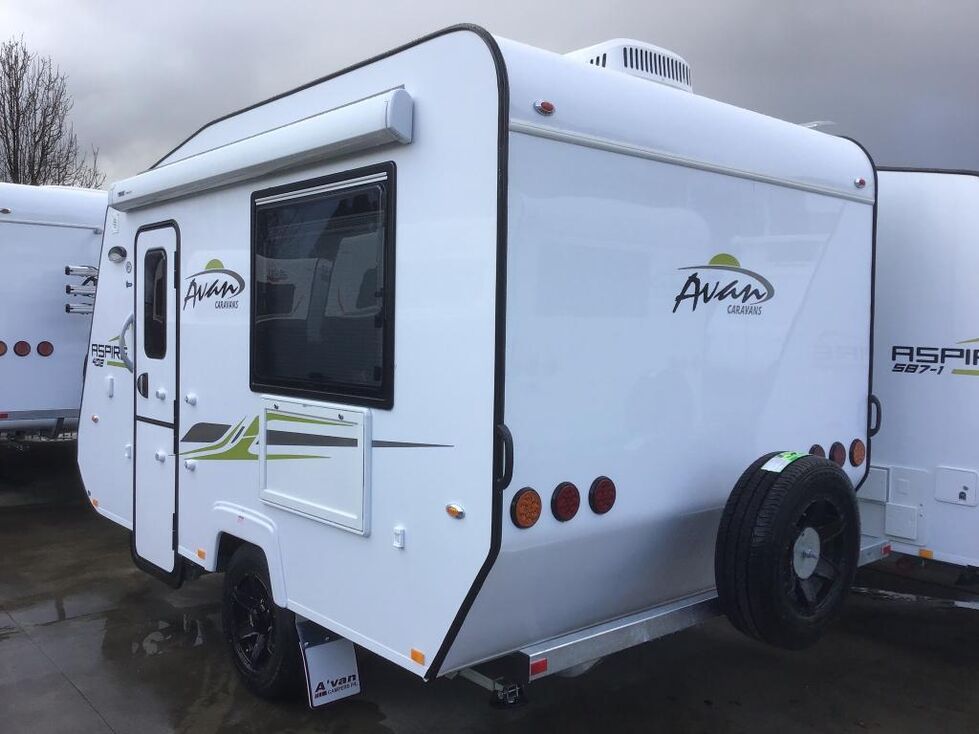 ASPIRE 402 | Avan RV