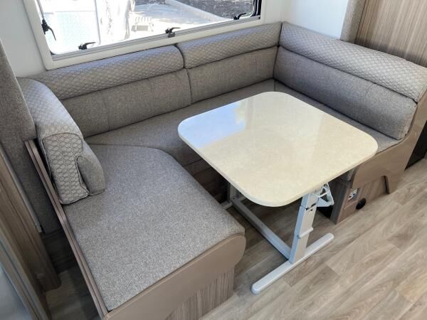 AVAN OVATION M10 FIAT DUCATO MOTORHOME (SOLD) | Avan RV