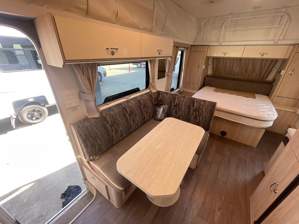 JAYCO JOURNEY 16.52-3DB | Avan RV