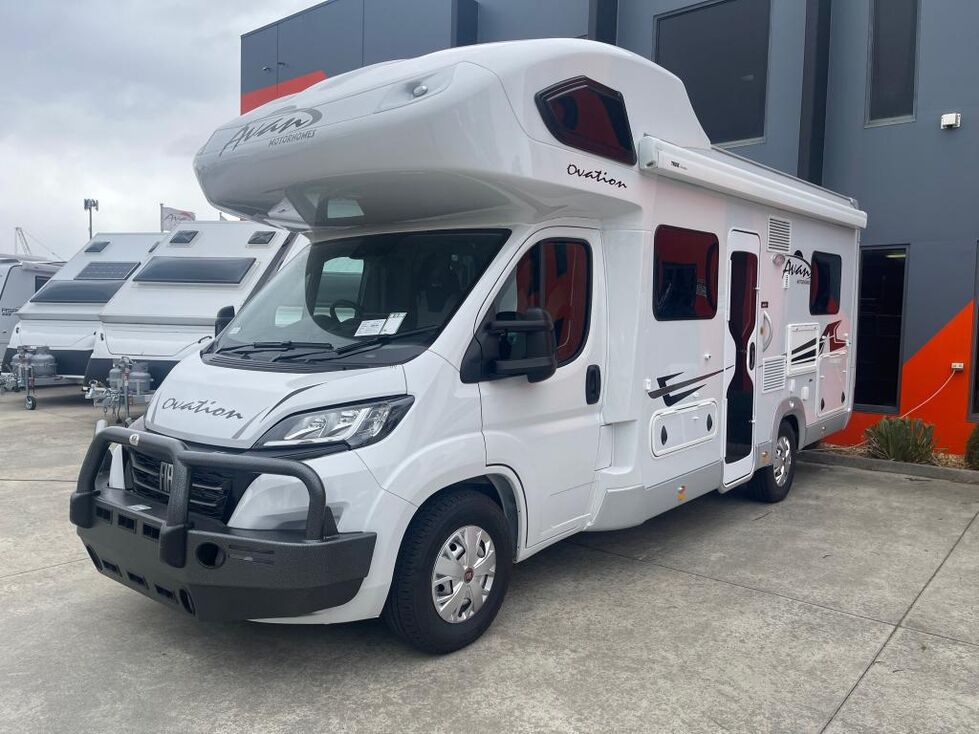 OVATION M3 C-CLASS | Avan RV